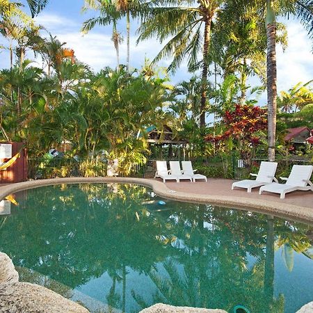 Tropic Days Boutique Hostel Cairns Exterior foto