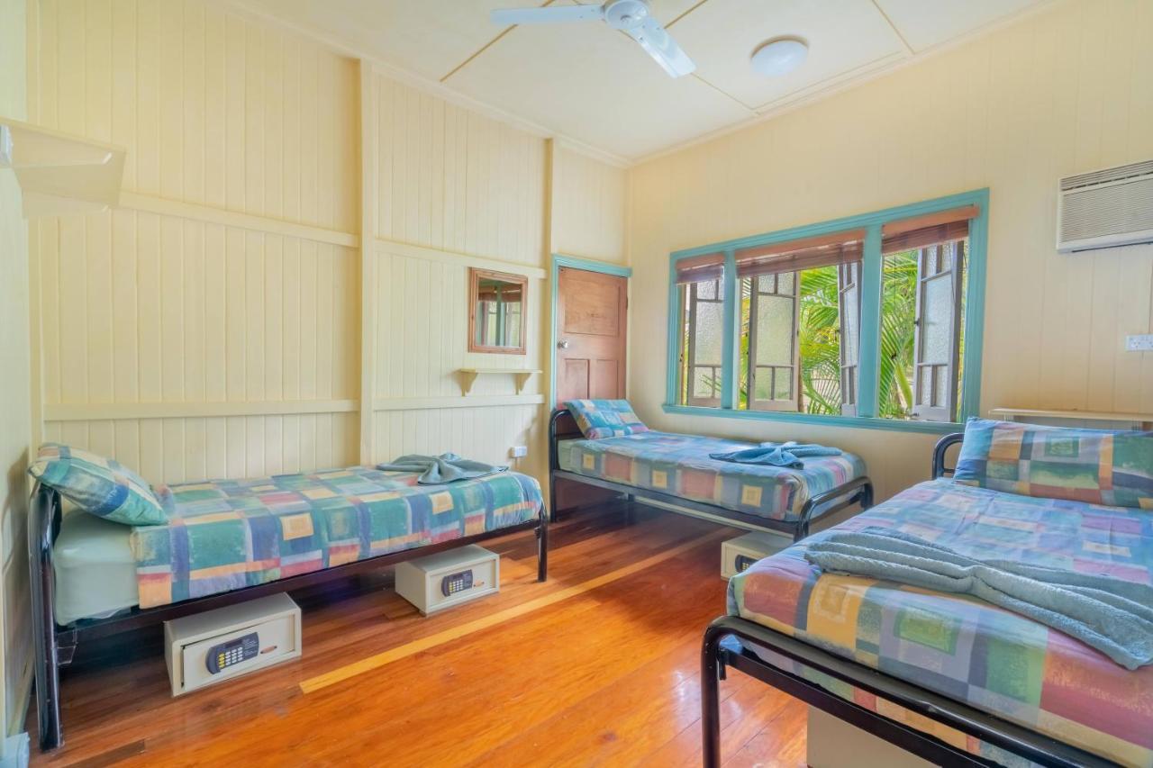 Tropic Days Boutique Hostel Cairns Exterior foto