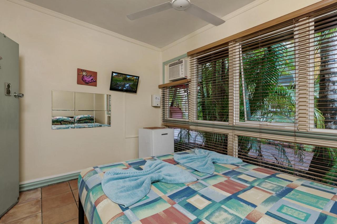 Tropic Days Boutique Hostel Cairns Exterior foto